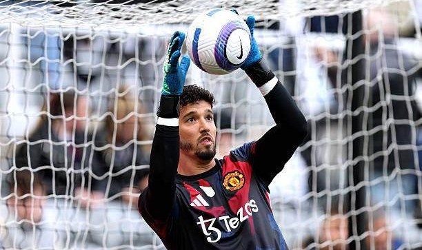 开云App-【英超】巴恩斯双响托纳利破门，纽卡4比1大胜曼联！