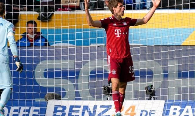 开云官网-7球狂喜又被霍村浇灭，透支进球运的拜仁只剩苦笑