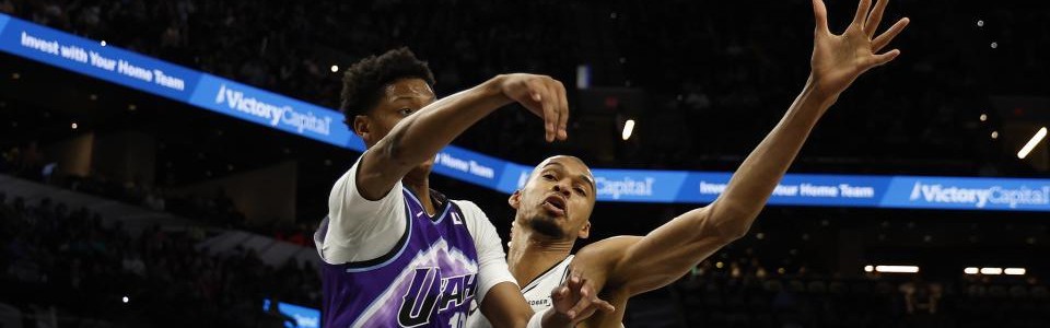 开云中国-文班33+10+7三分赛季新高 马刺轻取爵士达成30胜西部第二